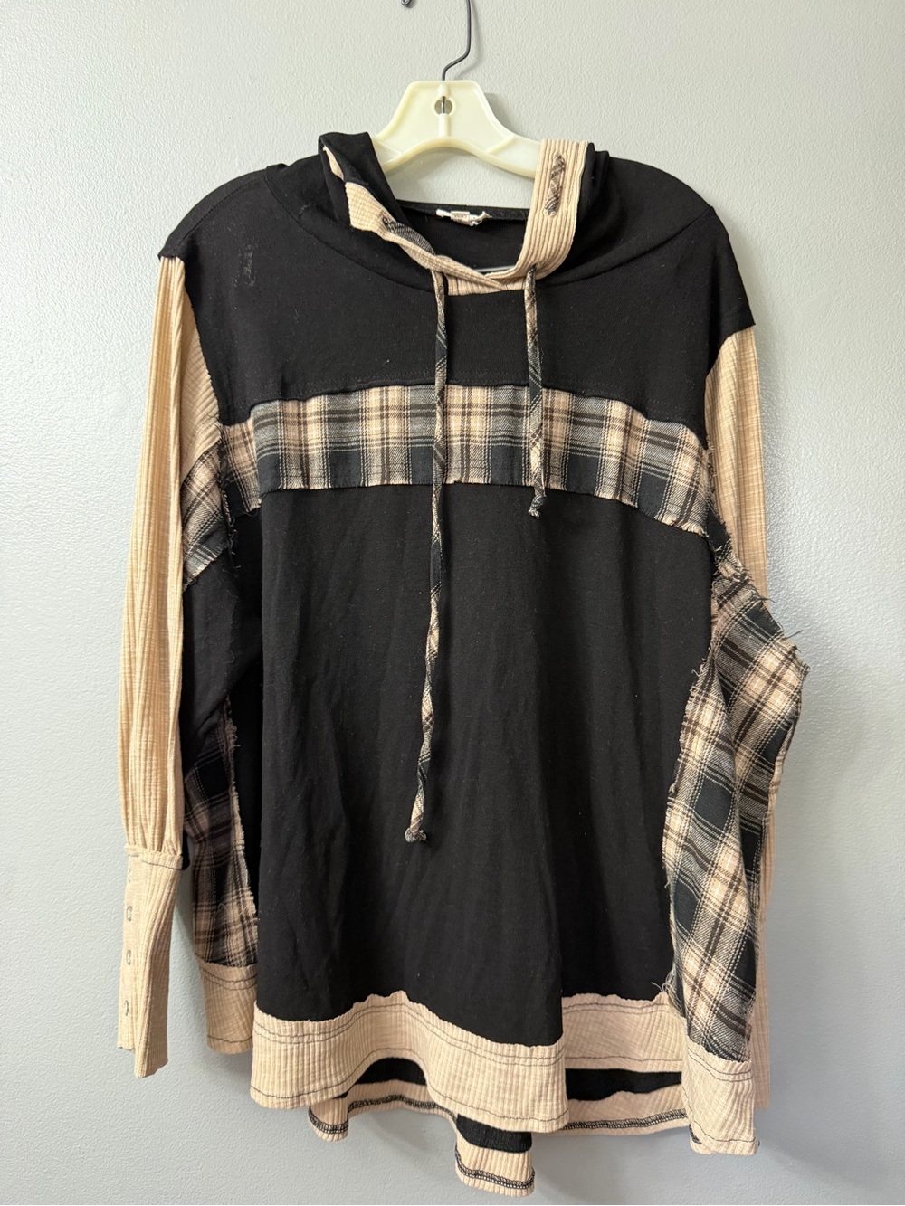 POL Black and Beige Plaid Hooded Sweatshirt